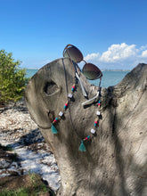 Load image into Gallery viewer, Sunglass Chain
