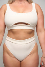 Load image into Gallery viewer, Cotton Flattering Bottoms
