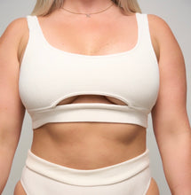 Load image into Gallery viewer, Cotton Flattering Top
